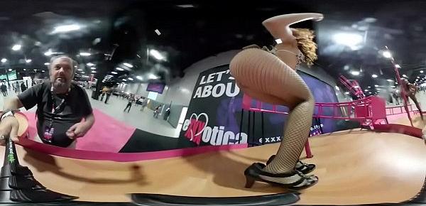  VR Video of several dancers at the Exxxotica NJ 2019.